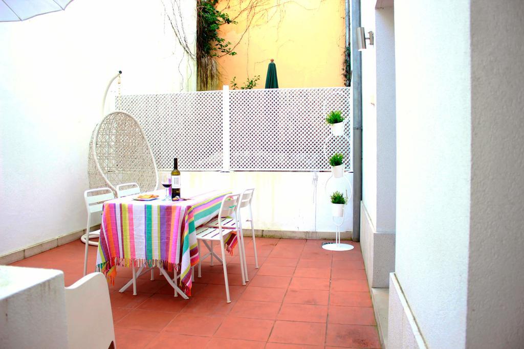 Joivy Modern 1-Bed Apt With Terrace, Moments From Sao Bento Palace Lisboa Exteriér fotografie