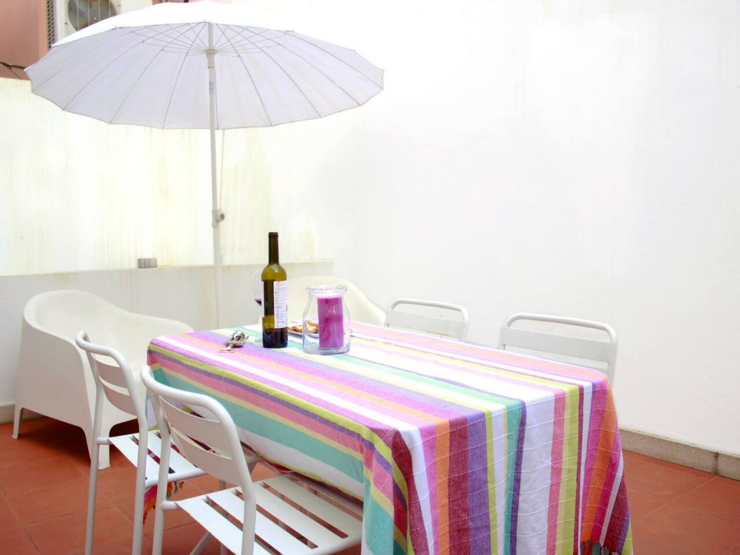 Joivy Modern 1-Bed Apt With Terrace, Moments From Sao Bento Palace Lisboa Exteriér fotografie