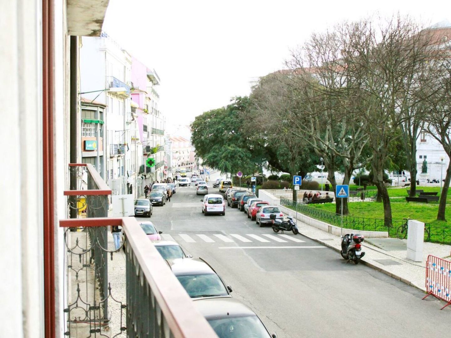 Joivy Modern 1-Bed Apt With Terrace, Moments From Sao Bento Palace Lisboa Exteriér fotografie